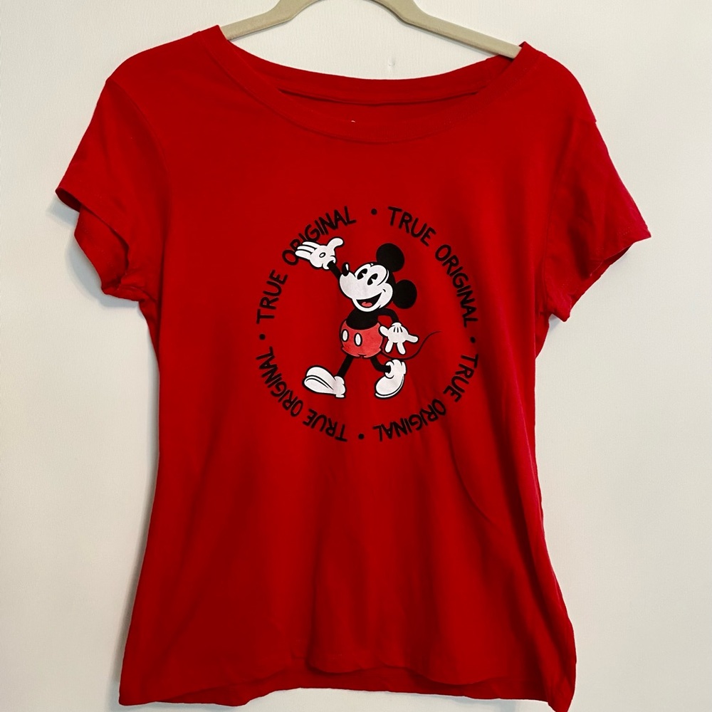 Disney True Original Mikey Mouse Red T Shirt. Kids XL Women’s Small